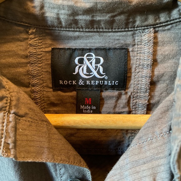 Rock & Republic Men’s Button Down - Picture 3 of 5